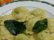 Ravioli agli spinaci ricotta cipolla, burro salvia