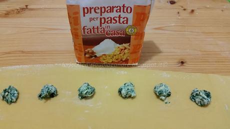 Ravioli fatti in casa con spinaci e ricotta