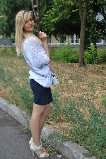 outfit bianco e blu come abbinare il bianco e blu abbinamenti bianco e blu outfit luglio 2015 outfit 31 luglio 2015 outfit estivi donna mariafelicia magno fashion blogger colorblock by felym blog di moda fashion blog italiani fashion blogger italiane fashion blogger bergamo fashion blogger milano summer outfits blue and white outfit fashion bloggers italy blonde hair blonde girls blondie bionde e tacchi vestiti estate 2015 