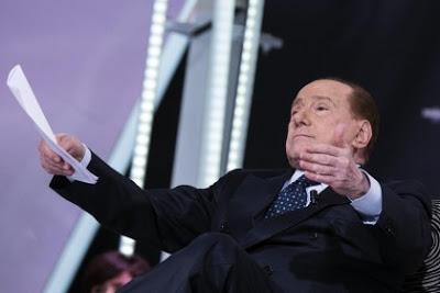 Forza Italia, Berlusconi tenta l’ultimo rilancio: l’idea del think tank azzurro
