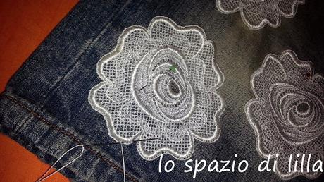 Come trasformare facilmente un jeans da uomo in uno da donna /  An easy way to change a male jeans into a female one