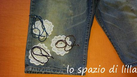 Come trasformare facilmente un jeans da uomo in uno da donna /  An easy way to change a male jeans into a female one