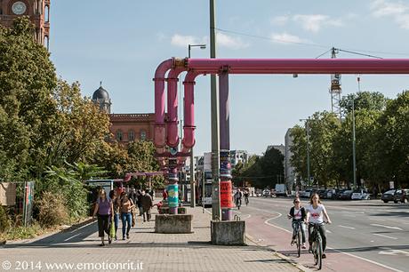 Cosa sono i tubi rosa di Berlino