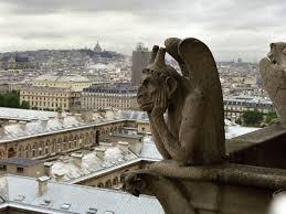 Ceci tuera cela .Notre-Dame e Saint-Eustache