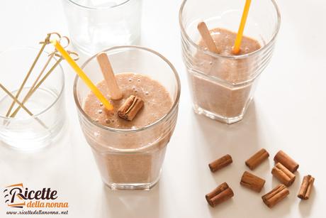 frappé banana cannella