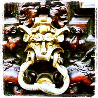 Portone del Diavolo, Palazzo Trucchi di Levaldigi, Torino