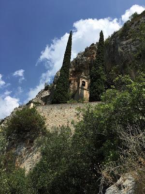 Le grotte carsiche di Toirano: dove l'acqua diventa scultrice.
