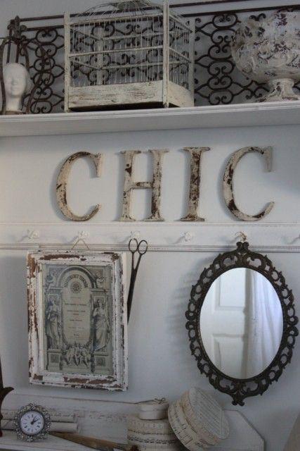 Arredare casa con le lettere vintage: il lettering