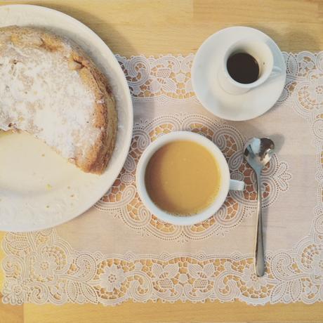 Le ricette della nonna: torta di pesche facile e veloce