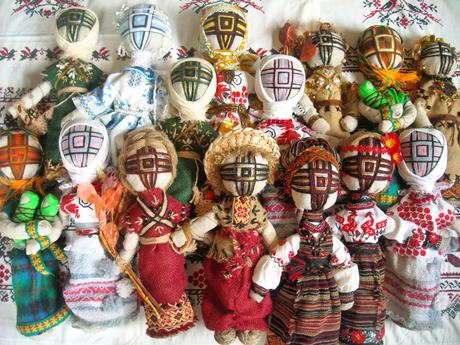 Varenyky con ripieno di mirtilli - i ravioli ucraini