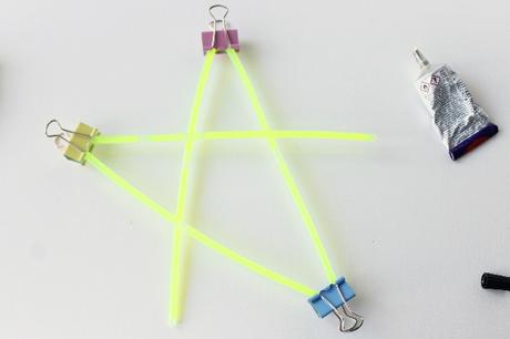 DIY Glowing Stars - Stelle Luminose - decorazioni da appendere - Tutorial