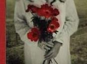 ragazza fiori morti McKinnon