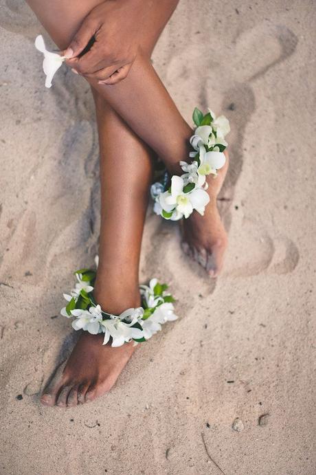 Beach wedding dress e … “scarpe”