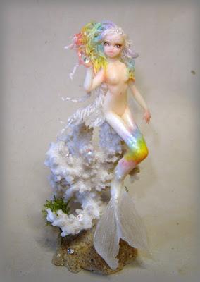 Rainbow Mermaid - una sirena indecisa