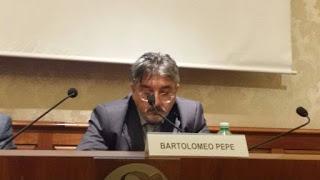 ROMA. Basta occhiali da vista venduti ovunque e senza il controllo di un professionista. Il ddl del senatore Pepe.