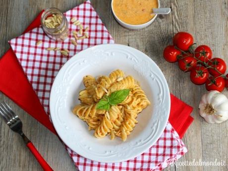 Fusilli con pesto alla siciliana