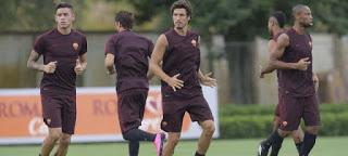 Squadra in campo a Trigoria: Salah col gruppo!
