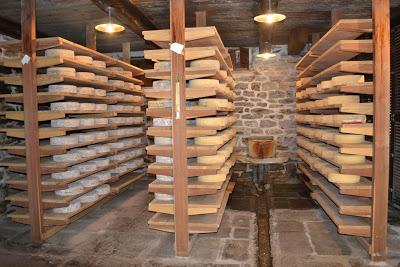 Ossola bella e buona. Sentieri e sapori dal Monte Rosa alla Val Formazza.