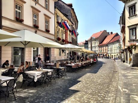40 foto per un confronto con Lubiana. In 10 anni la piccola capitale slovena si è portata 50 anni avanti a noi. Come ha fatto?