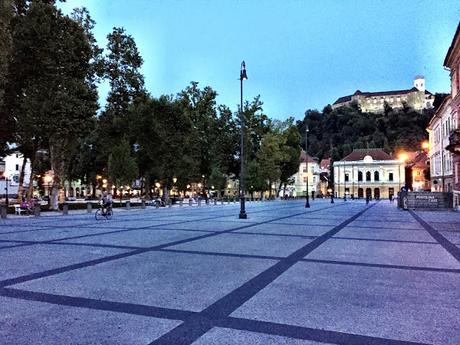 40 foto per un confronto con Lubiana. In 10 anni la piccola capitale slovena si è portata 50 anni avanti a noi. Come ha fatto?