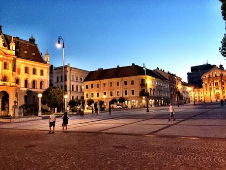 40 foto per un confronto con Lubiana. In 10 anni la piccola capitale slovena si è portata 50 anni avanti a noi. Come ha fatto?