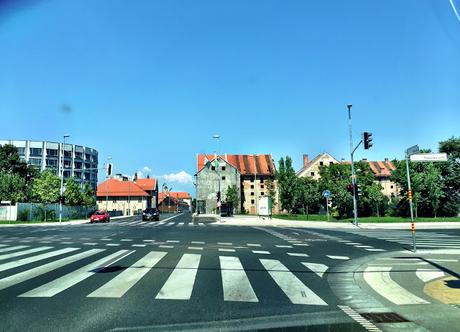 40 foto per un confronto con Lubiana. In 10 anni la piccola capitale slovena si è portata 50 anni avanti a noi. Come ha fatto?