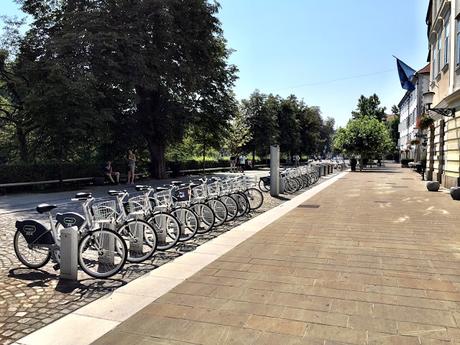 40 foto per un confronto con Lubiana. In 10 anni la piccola capitale slovena si è portata 50 anni avanti a noi. Come ha fatto?