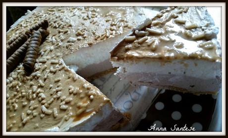 Cheesecake bicolor con latte condensato, cream caramel e senza colla di pesce