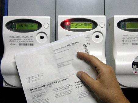AEEGSI: letture più frequenti e nuovi indennizzi automatici per ridurre stime e acconti in bolletta
