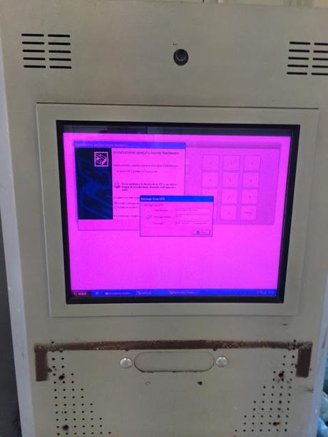 Foto ributtanti. Ecco come i tassisti sono costretti a lavorare a Ciampino