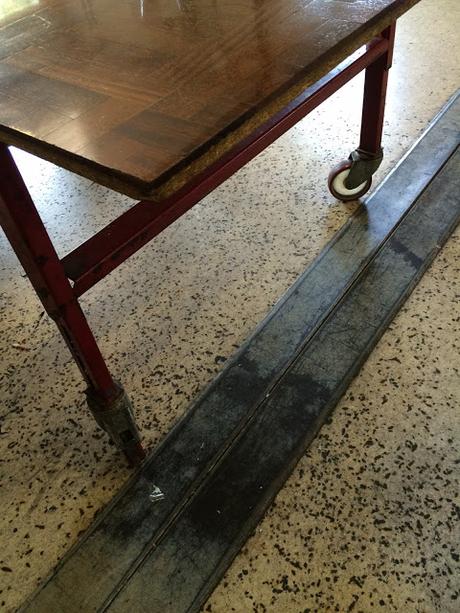 Foto ributtanti. Ecco come i tassisti sono costretti a lavorare a Ciampino