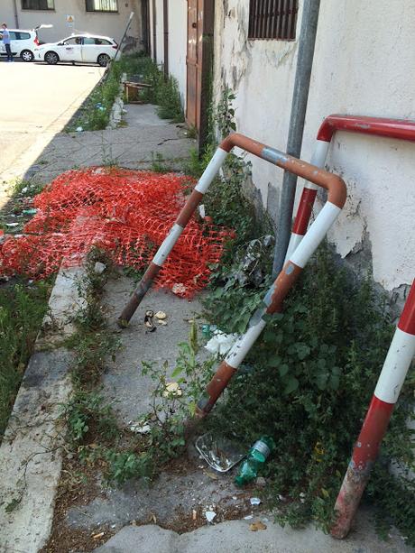 Foto ributtanti. Ecco come i tassisti sono costretti a lavorare a Ciampino