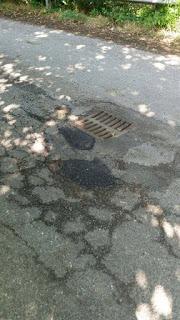 PAVIA. Prosegue su Facebook la protesta dei borghigiani contro il senso unico: nasce il gruppo 