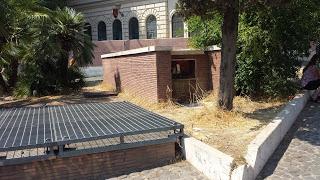 Cerchi la zona più sciatta di una città super sciatta? Vai di fronte al Colosseo sulla straordinaria terrazza panoramica...