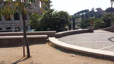 Cerchi la zona più sciatta di una città super sciatta? Vai di fronte al Colosseo sulla straordinaria terrazza panoramica...