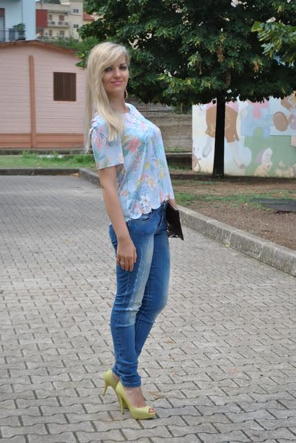 maglia stampa a fiori come abbinare la stampa a fiori outfit stampa a fiori mariafelicia magno fashion blogger colorblock by felym fashion blog italiani fashion blogger italiane blogger bionde outfit 12 agosto 2015 outfit agosto 2015 outfit estivi donna summer outfits how to wear floral print maglia pimkie stampa a fiori maglia pimkie a fiori maglia pimkie azzurra