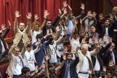 Sondaggio Scenari Politici: mai così basso lo scarto tra M5S e Pd