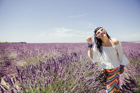 Provenza, altopiano di Valensole, lavanda a luglio, Sandra Bacci, Kyme sunglasses