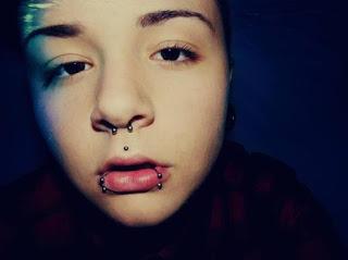 LA FRASE DEL GIORNO Nel paese della bugia, la verità è una malattia. GIANNI RODARI