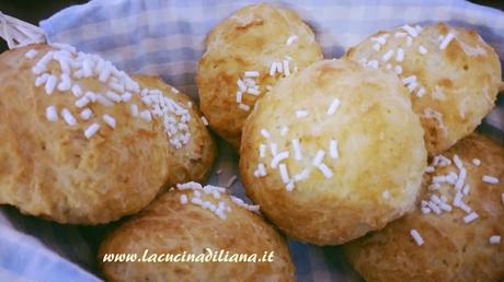 Briochine per la prima colazione con esubero di pasta madre