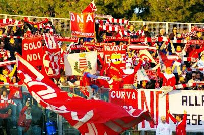 Presentato il nuovo Barletta, protagonisti i tifosi!