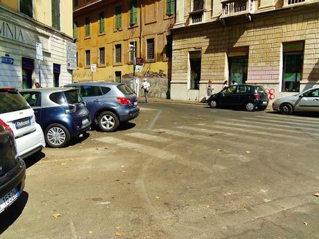 Lieti fini (forse!). La storia fuori di testa di un attraversamento pedonale a Viale Trastevere. Di fronte alla Polizia Municipale