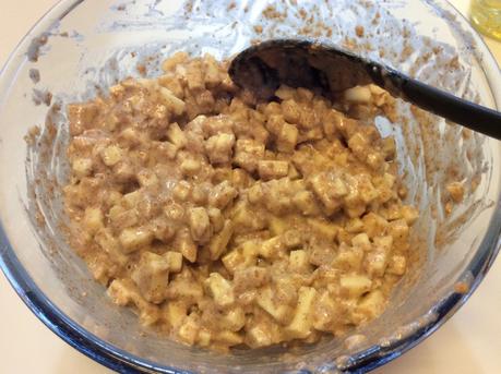 PANCAKE CON FARINA INTERGRALE E MELE SENZA UOVA