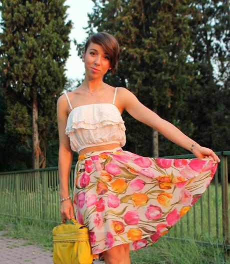 Floral print skirt