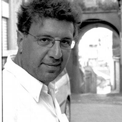 Recensione Turisti in giallo gaetano-savatteri