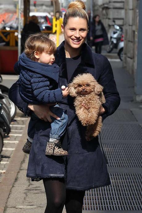 michelle-hunziker-malrtattamenti-cane