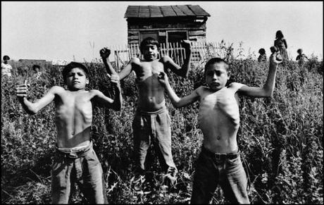 CZECHOSLOVAKIA.-1967.-Slovakia.-Zehra.-Gipsies-koudelka-fotocomefare