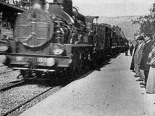 Fotogramma del film L’Arrivée d’un train en gare de La Ciotat” dei fratelli Lumière 