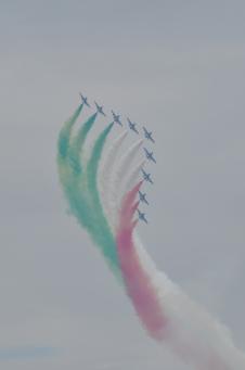 Peschiera del Garda/ Frecce Tricolori: Sky Riders 2015. Una Vetrina di Internazionalità senza confronti