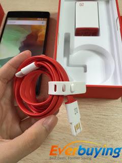 OnePlus 2 è arrivato SENZA INVITO! Disponibile nelle due versioni (3 Gb e 4 Gb di Ram disponibili) su Everbuying